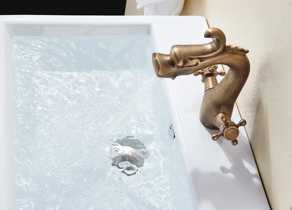 Dragon Shaped Deck Mounted Zinc Alloy Basin Tap Dual Handle