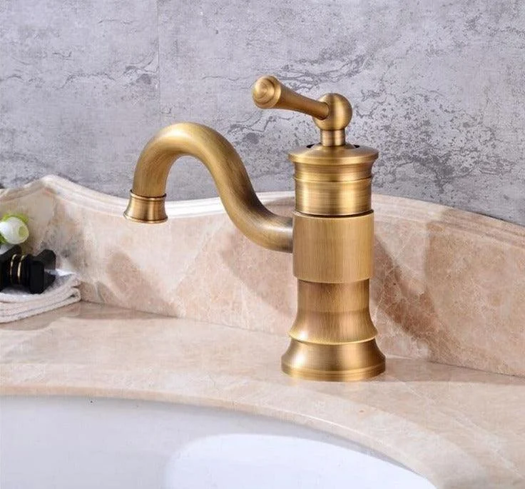 Beverly - Curved Tap -Bathlova