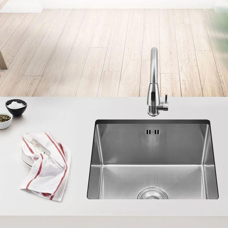 Contemporary Style Kitchen Sink Stainless Steel Kitchen Sink with Drain Assembly -Bathlova