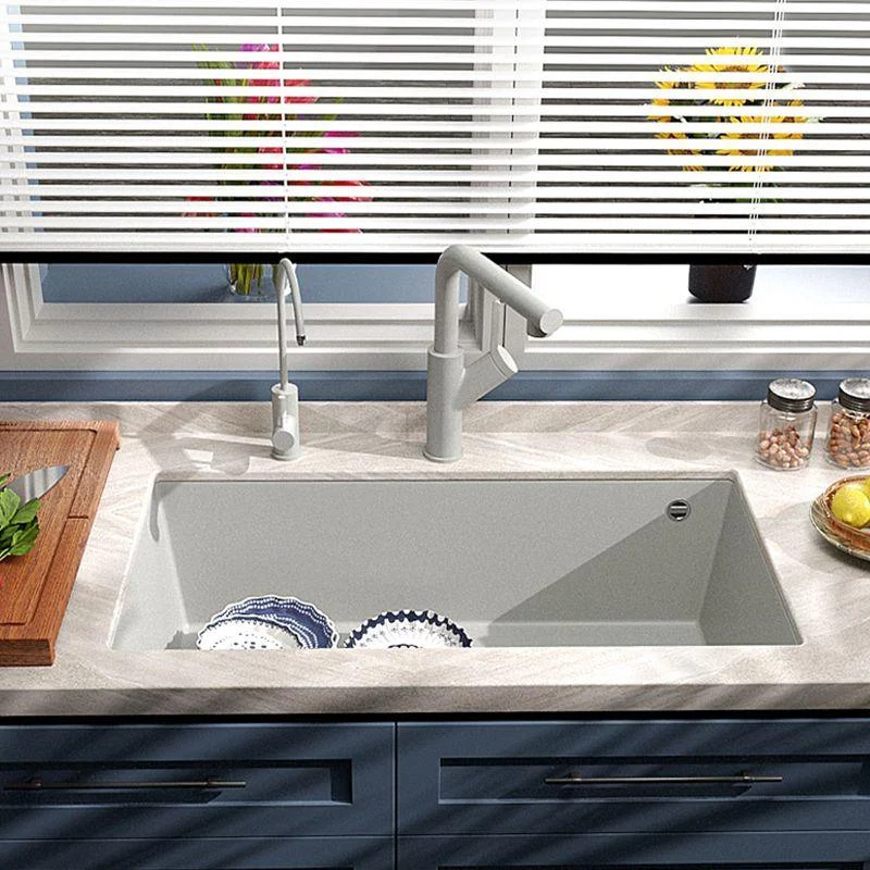 Contemporary Style Kitchen Sink Undermount Kitchen Sink with Drain Strainer Kit -Bathlova