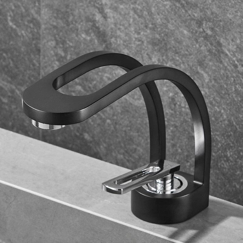 Curved Geometric Bathroom Tap with Single Lever Handle -Bathlova