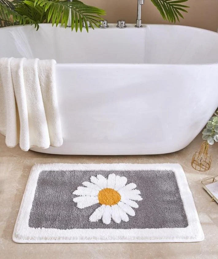 Daisy Bath Mat -Bathlova