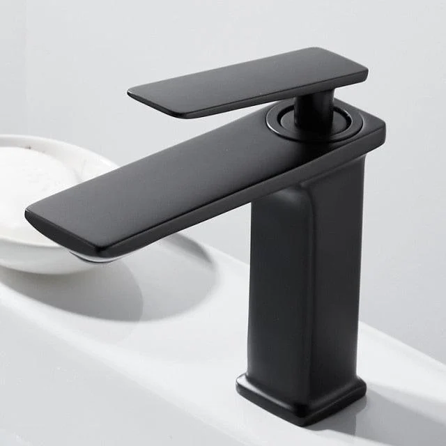 Fallon - Modern Bathroom Tap -Bathlova