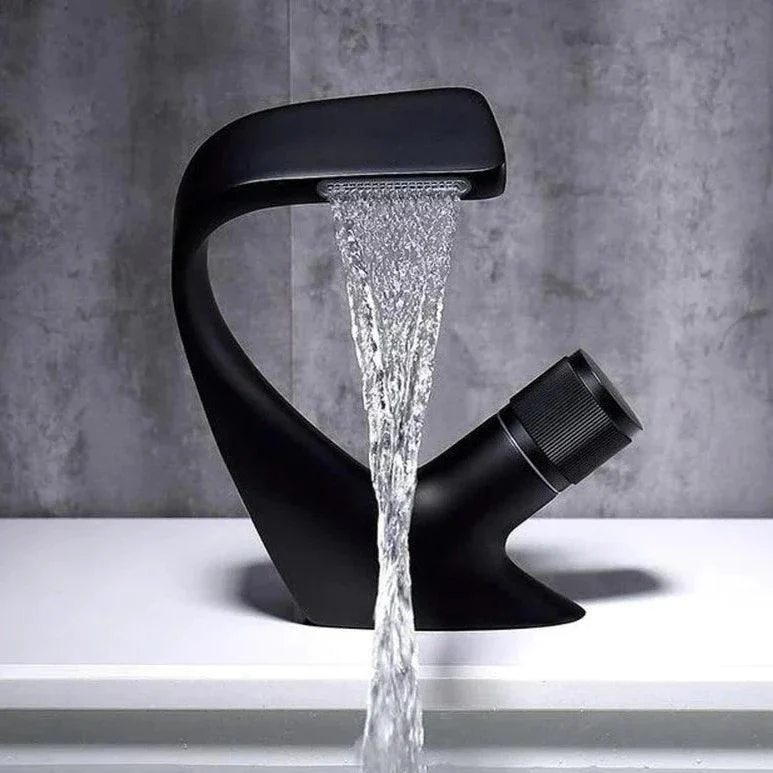 Felton - Modern Curved Bathroom Tap -Bathlova