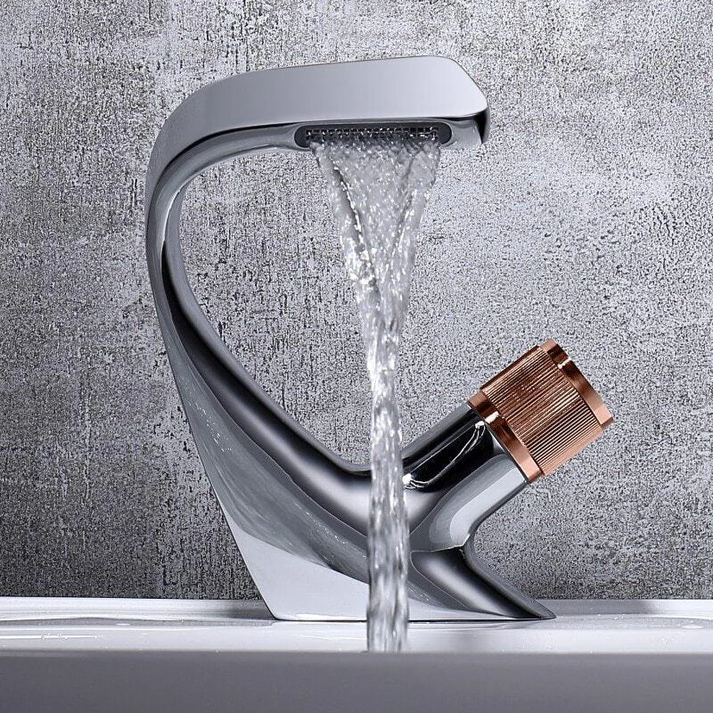 Felton - Modern Curved Bathroom Tap -Bathlova