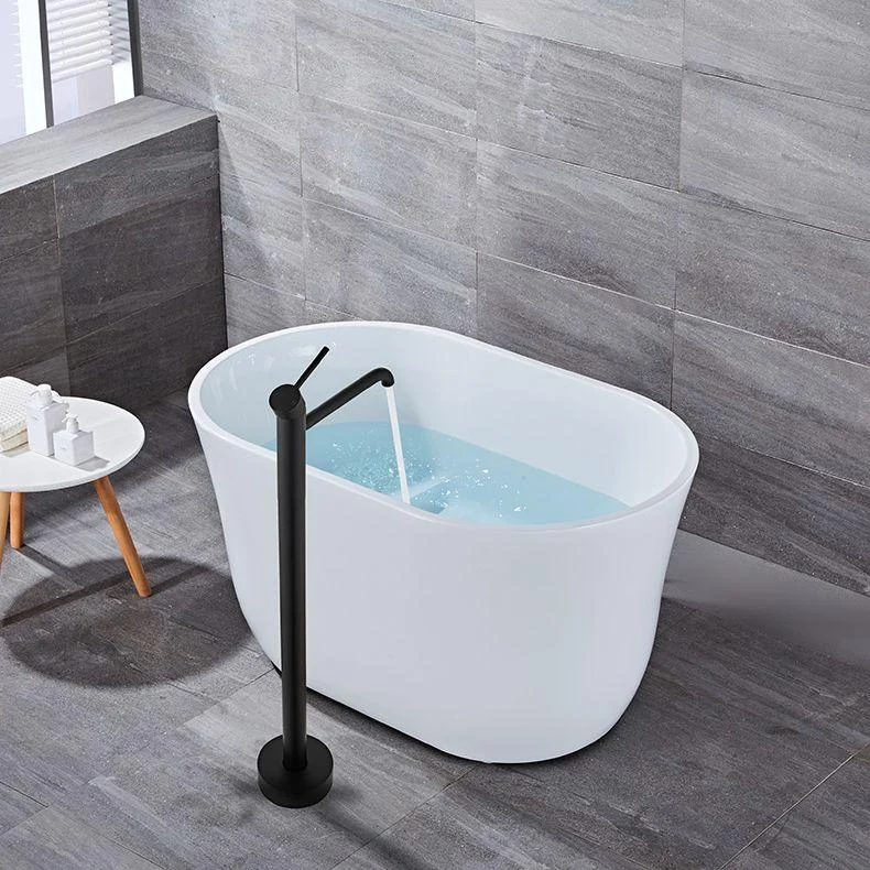 Floor Mounted Metal Freestanding Tub Filler Swivel Low Arc Freestanding Tap -Bathlova