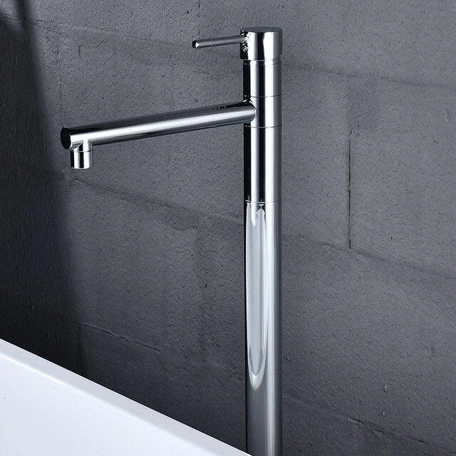 Flooring Bath Tap with Handheld Shower Black Bathtub Mixer Tap -Bathlova