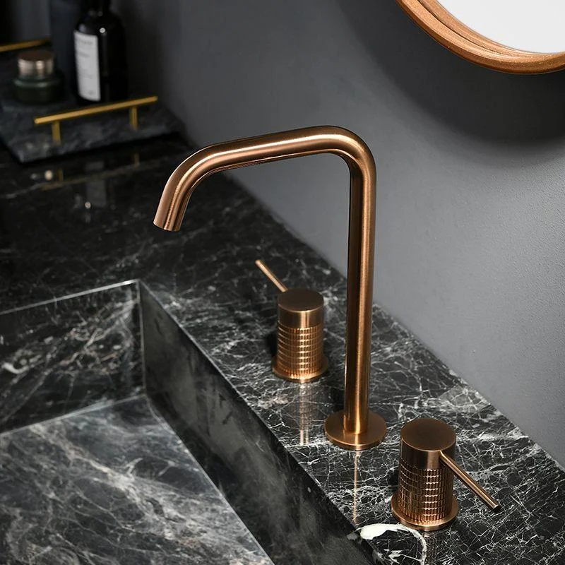 Glam 2-Handle Bathroom Sink Tap with High-Arc Widespread Bathroom Sink Tap -Bathlova