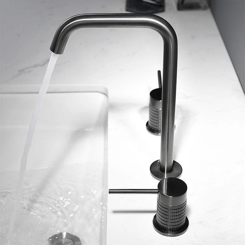 Glam 2-Handle Bathroom Sink Tap with High-Arc Widespread Bathroom Sink Tap -Bathlova