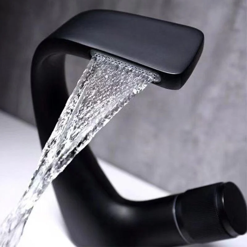 Modern Centerset Taps Single Knob Handle Taps with Waterfall Spout -Bathlova