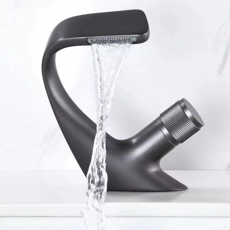 Modern Centerset Taps Single Knob Handle Taps with Waterfall Spout -Bathlova