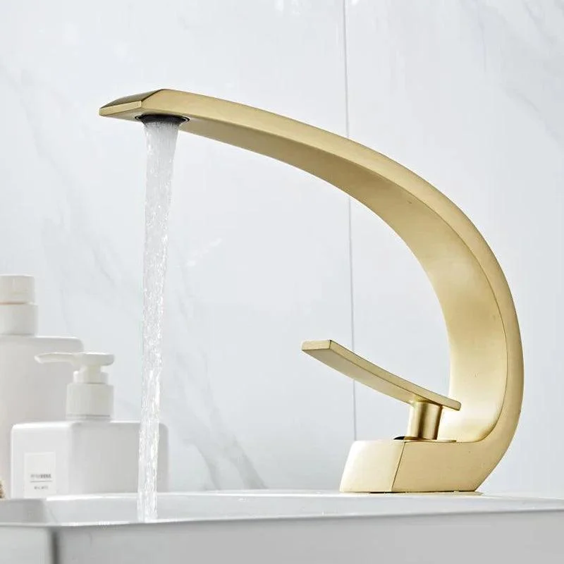 Modern Curved Bathroom Tap -Bathlova