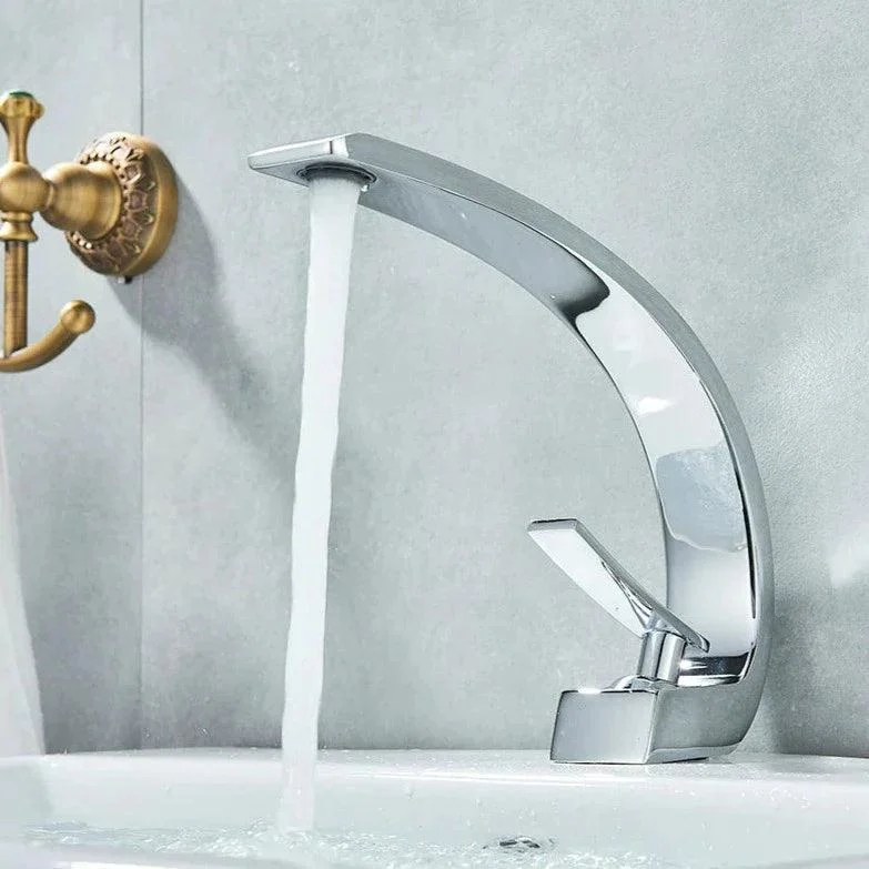 Modern Curved Bathroom Tap -Bathlova