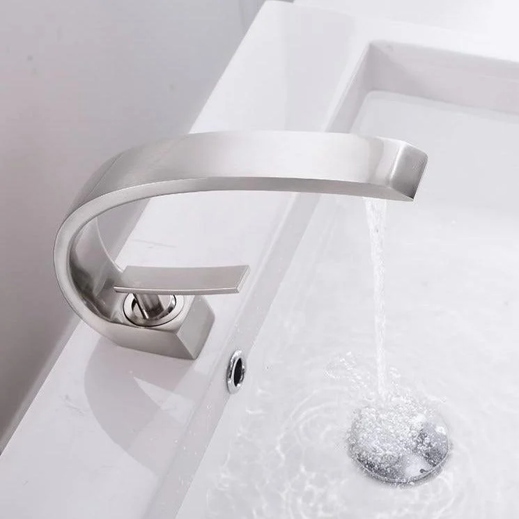 Modern Curved Bathroom Tap -Bathlova