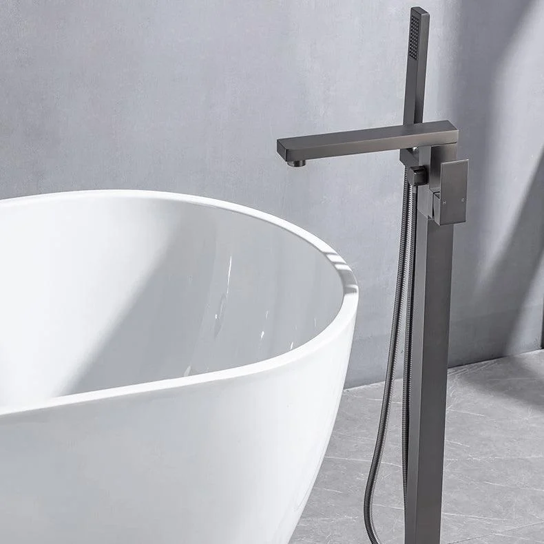 Modern Floor Mounted Metal Freestanding Tub Filler One Handle Freestanding Bathtub Tap -Bathlova