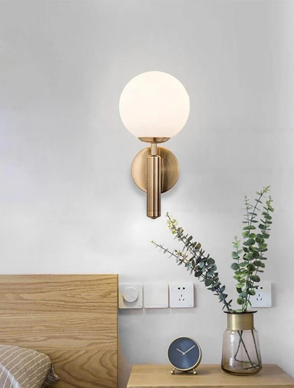 Modern Glass Globe Wall Light -Bathlova