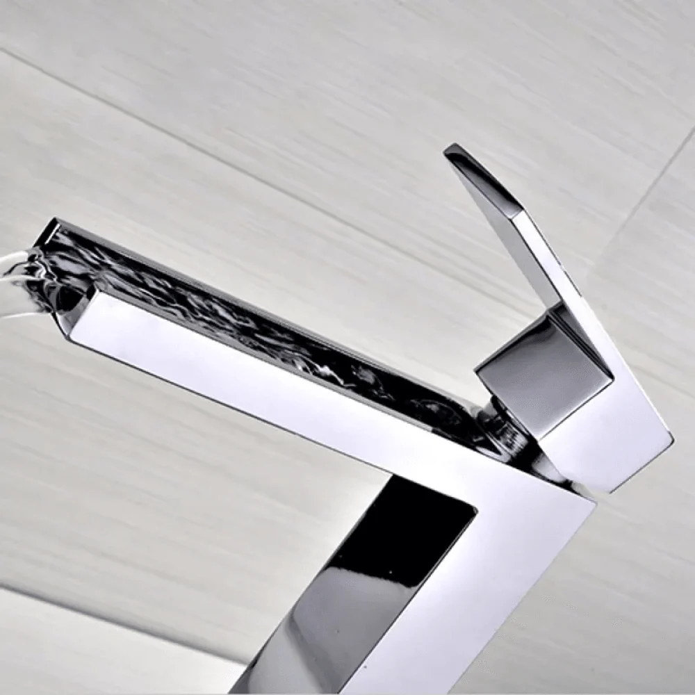 Modern Polished Chrome Bathroom Tap - 1-Hole Vessel Sinks Waterfall -Bathlova