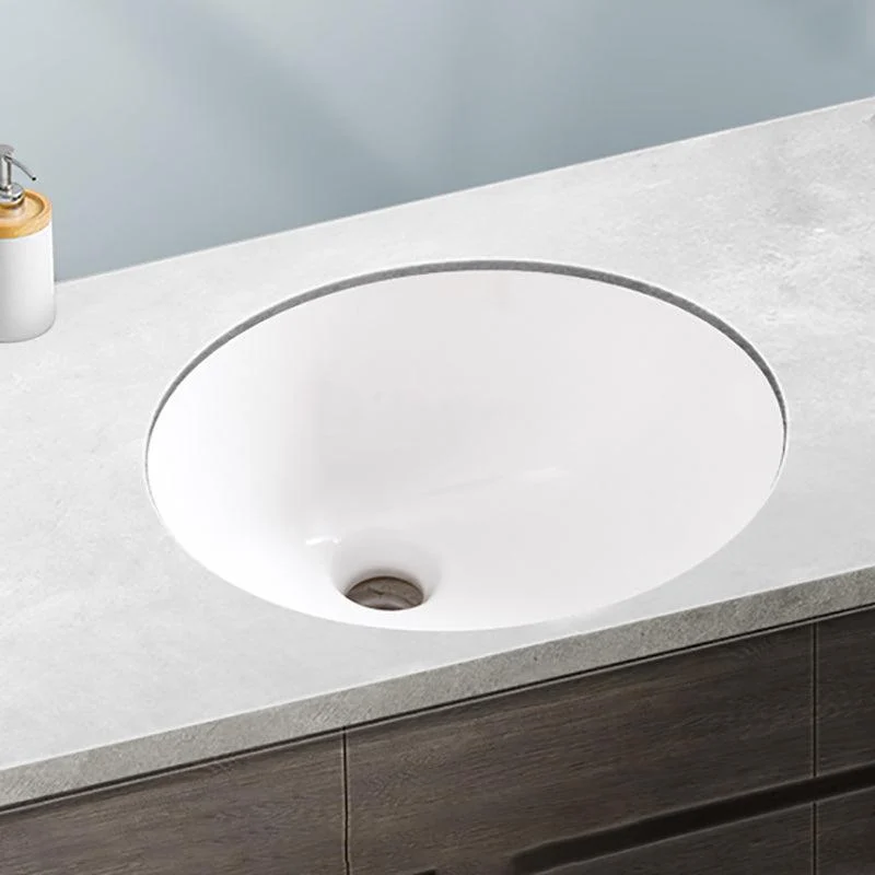 Modern Porcelain Bathroom Sink in White with Overflow Undermount Sink -Bathlova