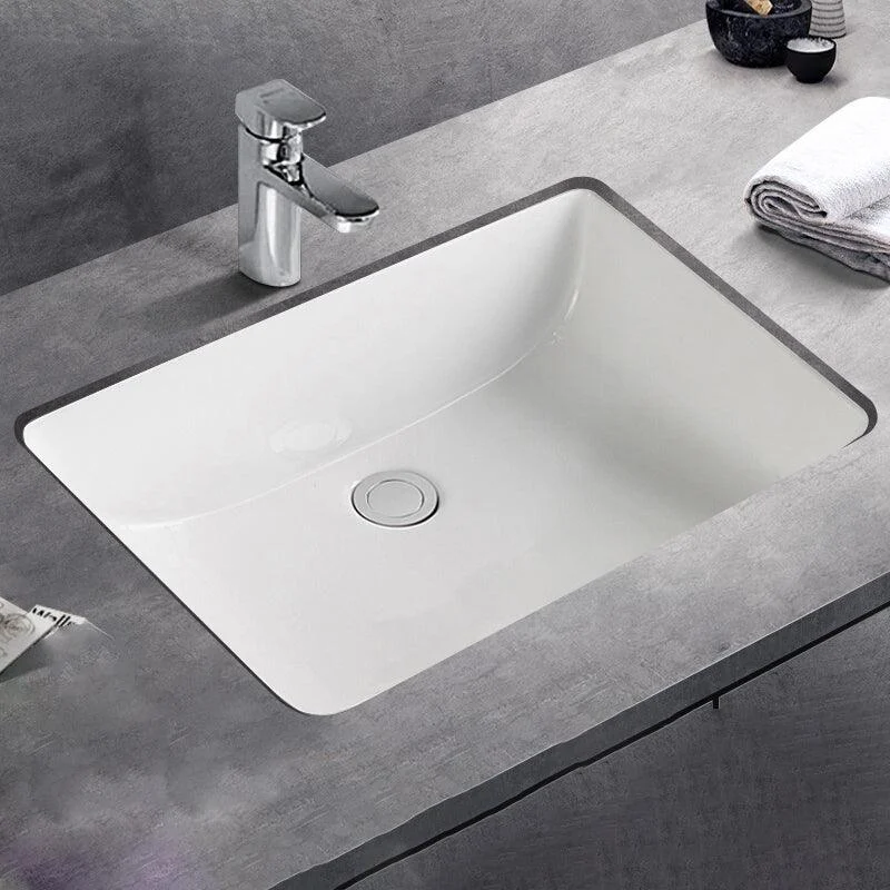 Modern Porcelain Bathroom Sink in White with Overflow Undermount Sink -Bathlova