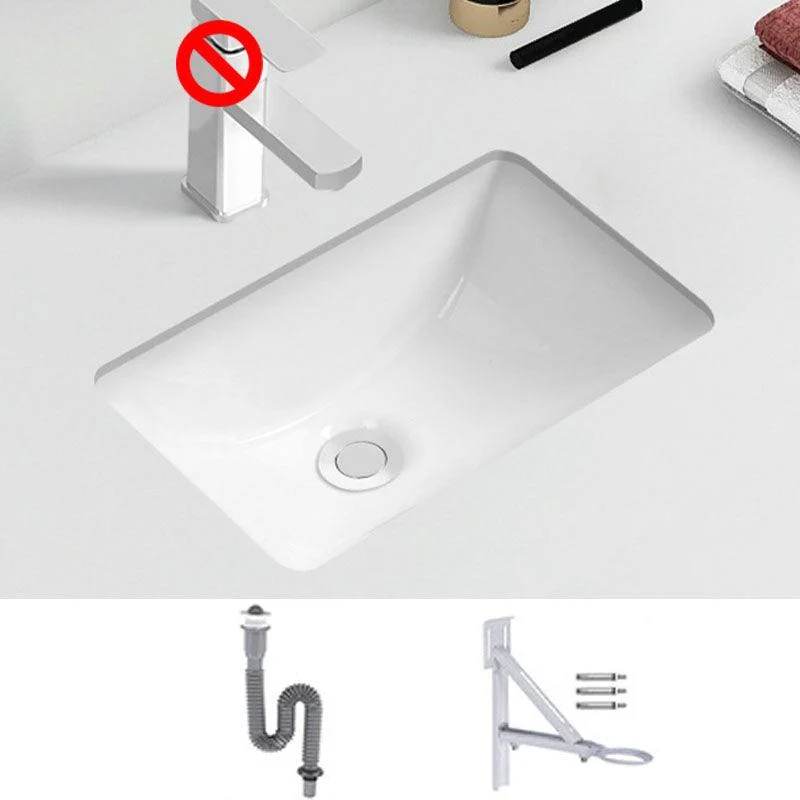 Modern Porcelain Bathroom Sink Undermount Bathroom Sink in White(Not Including Tap) -Bathlova