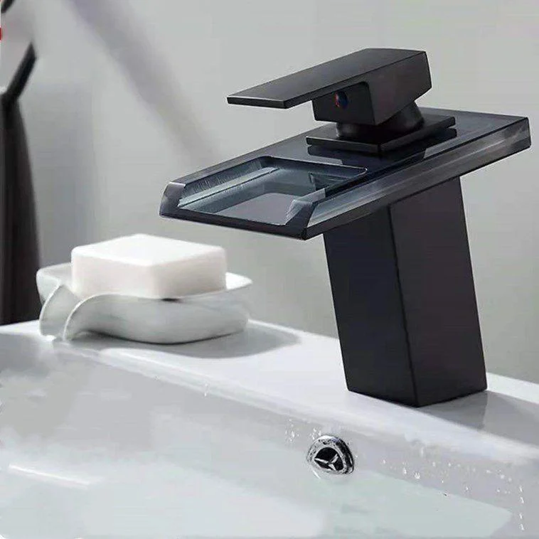 1-Handle Basin Lavatory Tap 1-Hole Widespread Bathroom Vessel Tap with LED Lighting -Bathlova