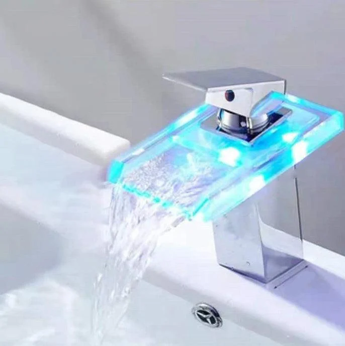 1-Handle Basin Lavatory Tap 1-Hole Widespread Bathroom Vessel Tap with LED Lighting -Bathlova