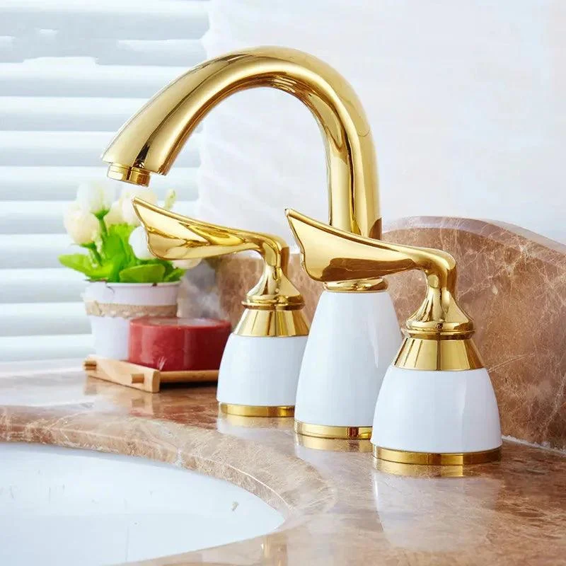 3 Holes Widespread Bath Tap Set Sink Tap Bathtub Tap Deck Mounted Tap -Bathlova