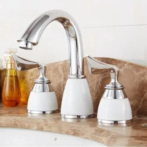 3 Holes Widespread Bath Tap Set Sink Tap Bathtub Tap Deck Mounted Tap -Bathlova