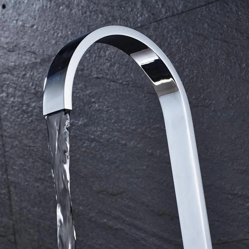 360 Degree Rotate Single Lever Kitchen Tap -Bathlova