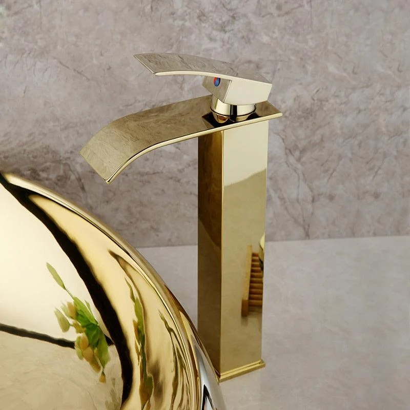 Bathroom Ceramic Basin Sink Golden Plated Solid Brass Tap Tap Set -Bathlova