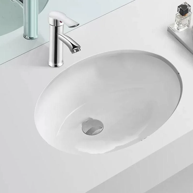 Bathroom Sink Ceramic White Round Anti-spill Sink with Tap -Bathlova