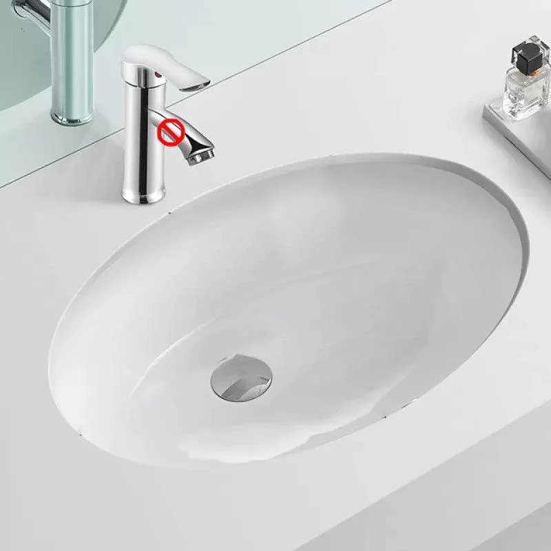 Bathroom Sink Ceramic White Round Anti-spill Sink with Tap -Bathlova