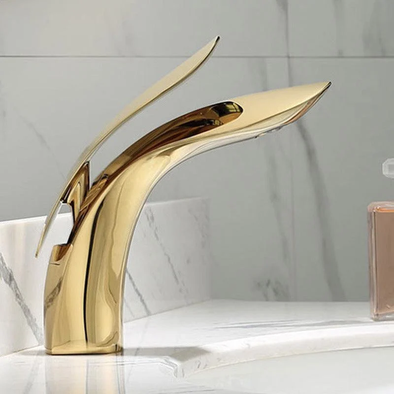 Brass 1 Hole Basin Tap Lever Handle Sink Tap Circular Modern Tap for Bathroom -Bathlova