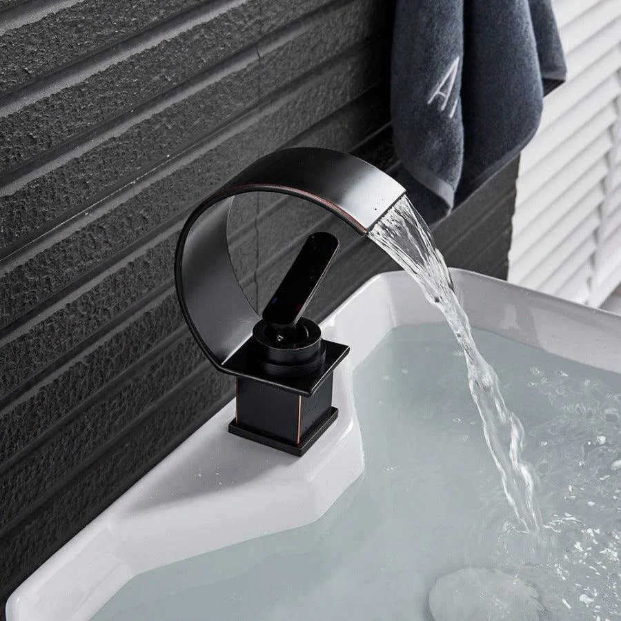 Bruce - Curved Bathroom Tap -Bathlova