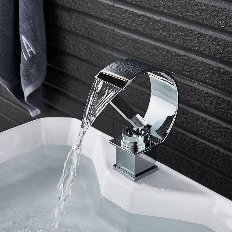 Bruce - Curved Bathroom Tap -Bathlova