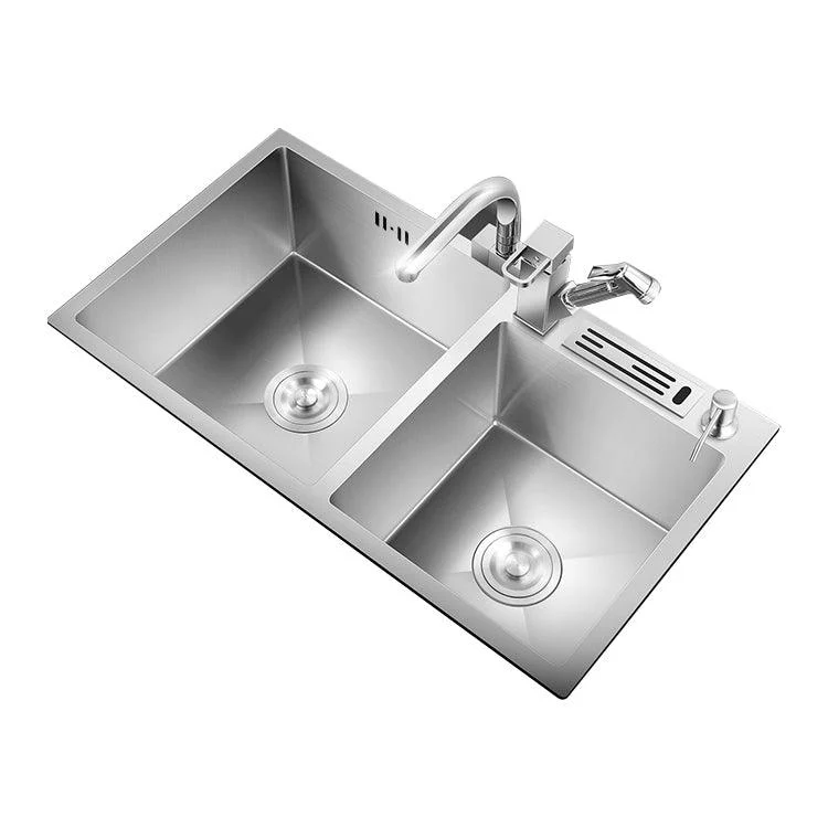 Classic Kitchen Sink Stainless Steel Corrosion Resistant Kitchen Sink with Basket Strainer -Bathlova