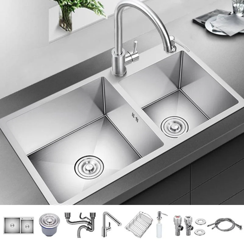 Classic Kitchen Sink Stainless Steel Kitchen Sink with Soap Dispenser -Bathlova