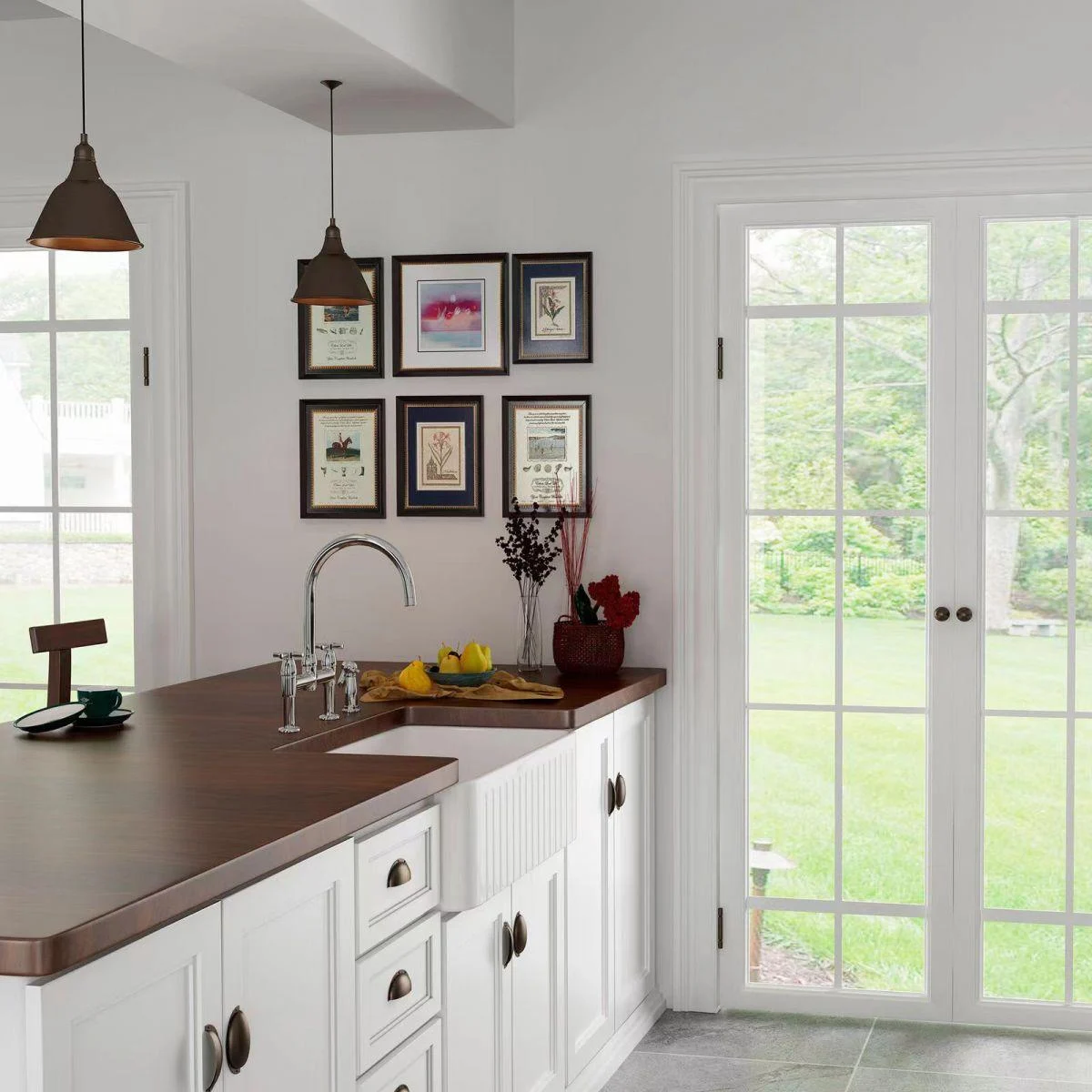 Classic Quartz Kitchen Sink White Apron Fluted Farmhouse Sink -Bathlova