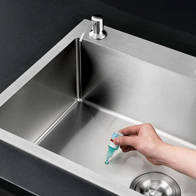 Classic Style Kitchen Sink Corrosion Resistant 3 Holes Kitchen Sink with Drain Assembly -Bathlova