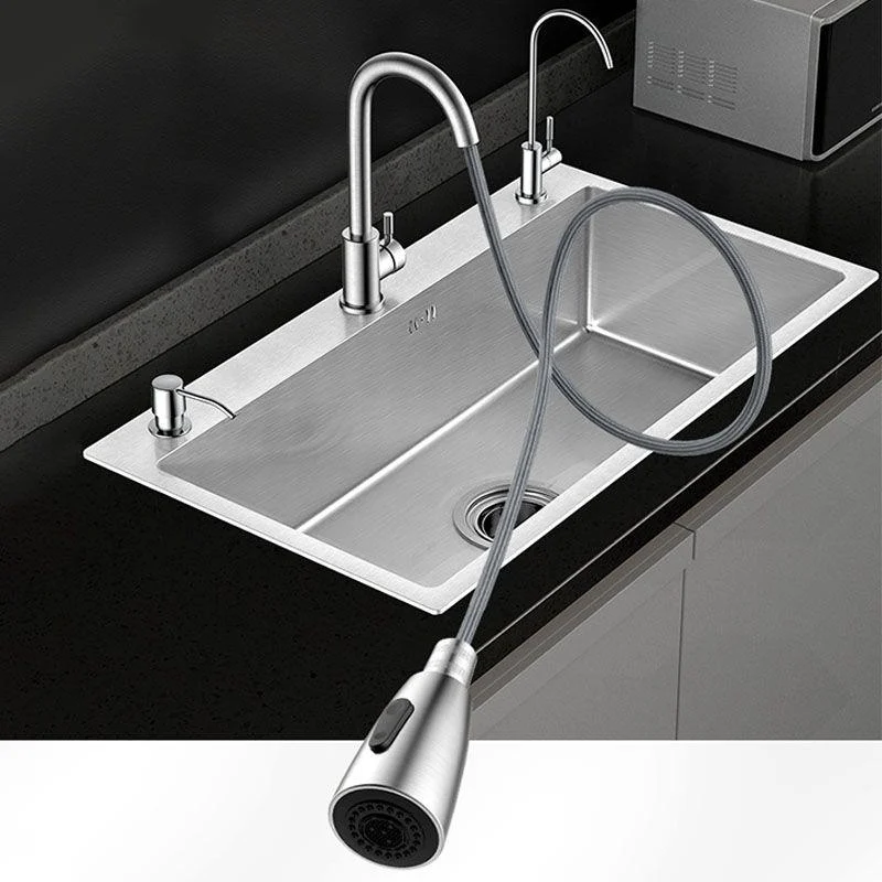 Classic Style Kitchen Sink Stainless Steel 3 Holes Kitchen Sink with Drain Strainer Kit -Bathlova