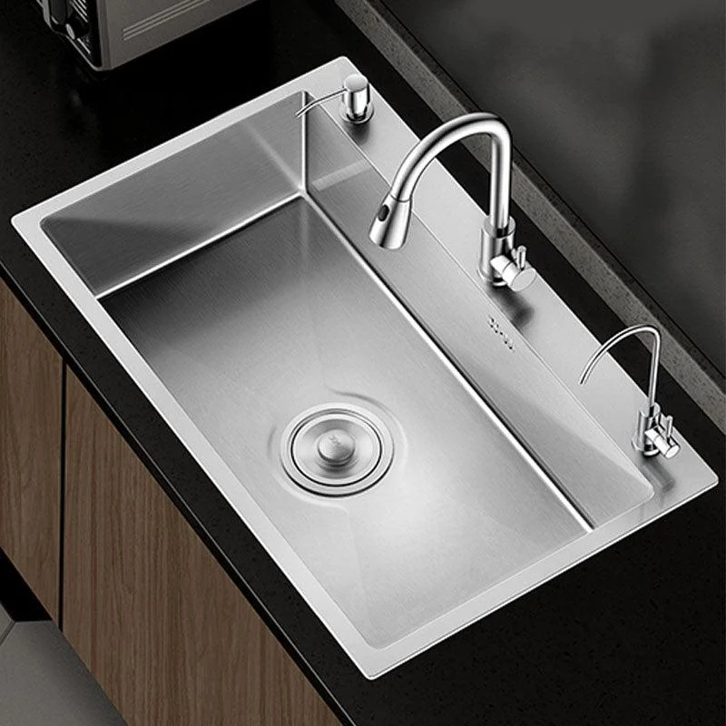 Classic Style Kitchen Sink Stainless Steel 3 Holes Kitchen Sink with Drain Strainer Kit -Bathlova