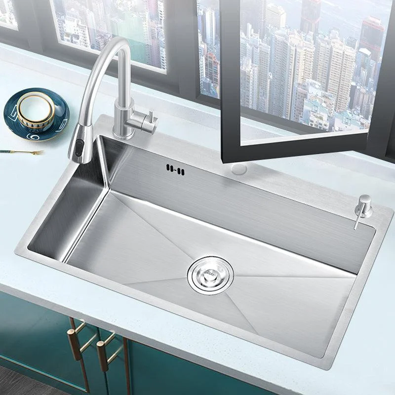 Classic Style Kitchen Sink Stainless Steel Colorfast Kitchen Sink with Drain Strainer Kit -Bathlova