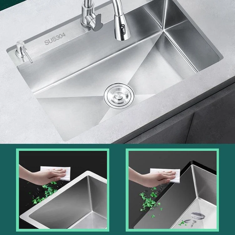 Classic Style Kitchen Sink Stainless Steel Colorfast Kitchen Sink with Drain Strainer Kit -Bathlova