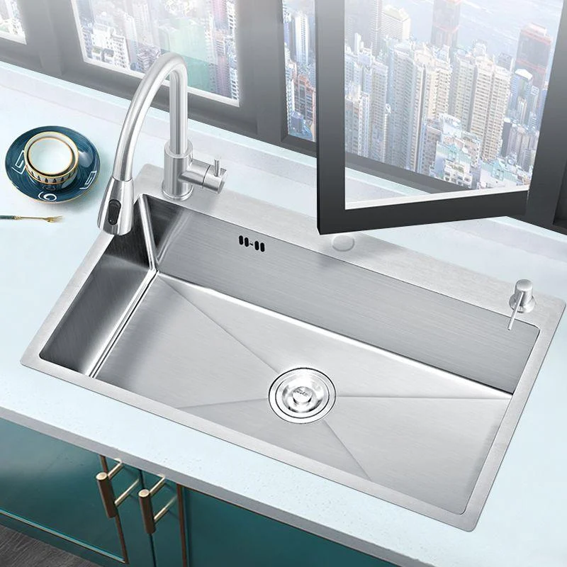 Classic Style Kitchen Sink Stainless Steel Colorfast Kitchen Sink with Drain Strainer Kit -Bathlova