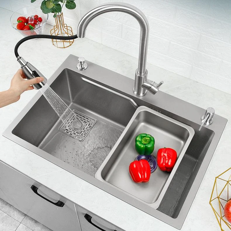 Classic Style Kitchen Sink Stainless Steel Drop-In Kitchen Sink with Drain Strainer Kit -Bathlova