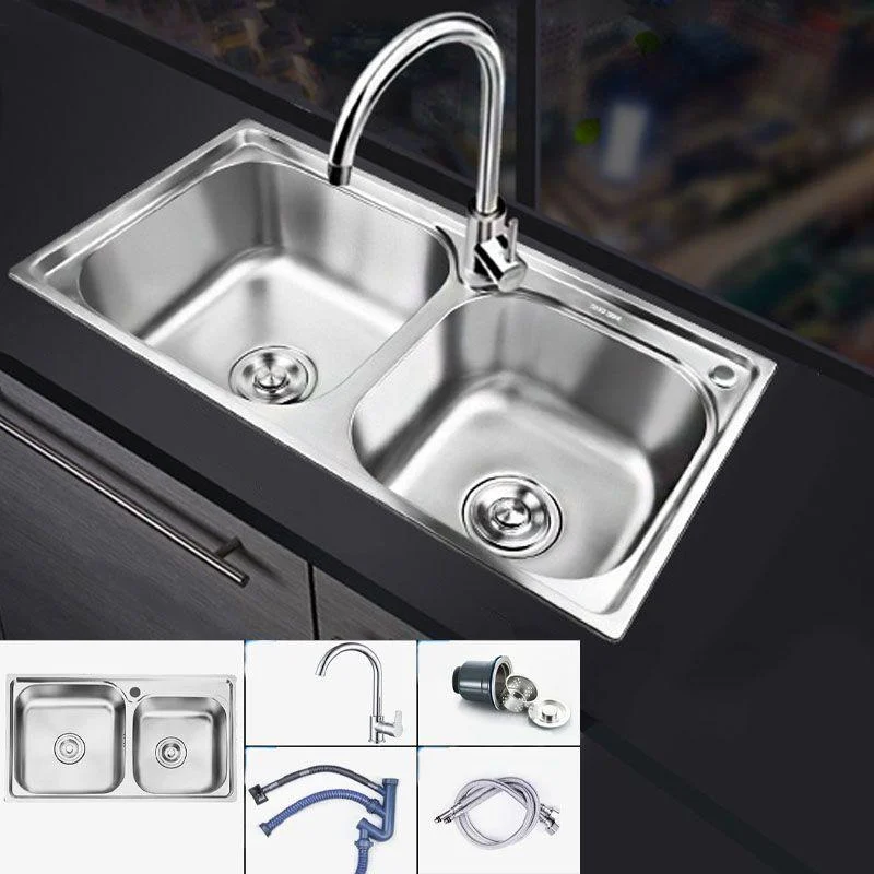 Classic Style Kitchen Sink Stainless Steel Kitchen Sink with Drain Strainer Kit -Bathlova