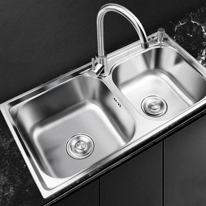 Classic Style Kitchen Sink Stainless Steel Kitchen Sink with Drain Strainer Kit -Bathlova