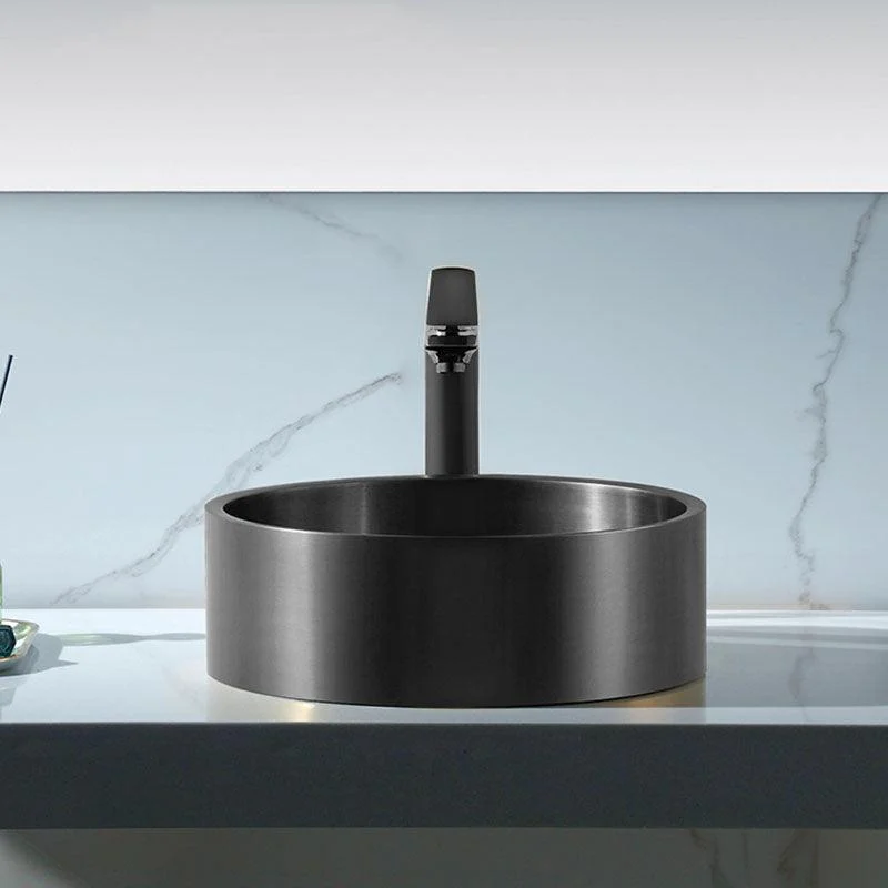 Contemporary Bathroom Sink Metal Round Vessel Bathroom Sink with Pop-Up Drain -Bathlova