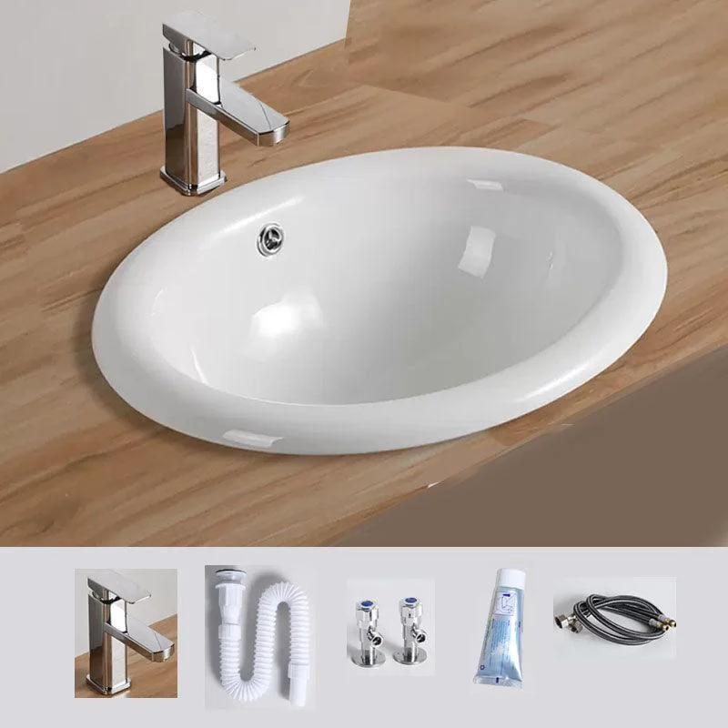 Contemporary Bathroom Sink with Pop-Up Drain Porcelain Oval-Shape Undermount Bathroom Sink -Bathlova