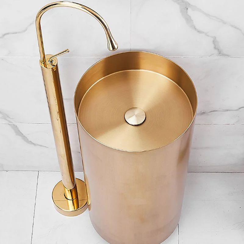 Contemporary Bathroom Tap Floor Mounted Copper One Handle Freestanding Tub Fillers -Bathlova